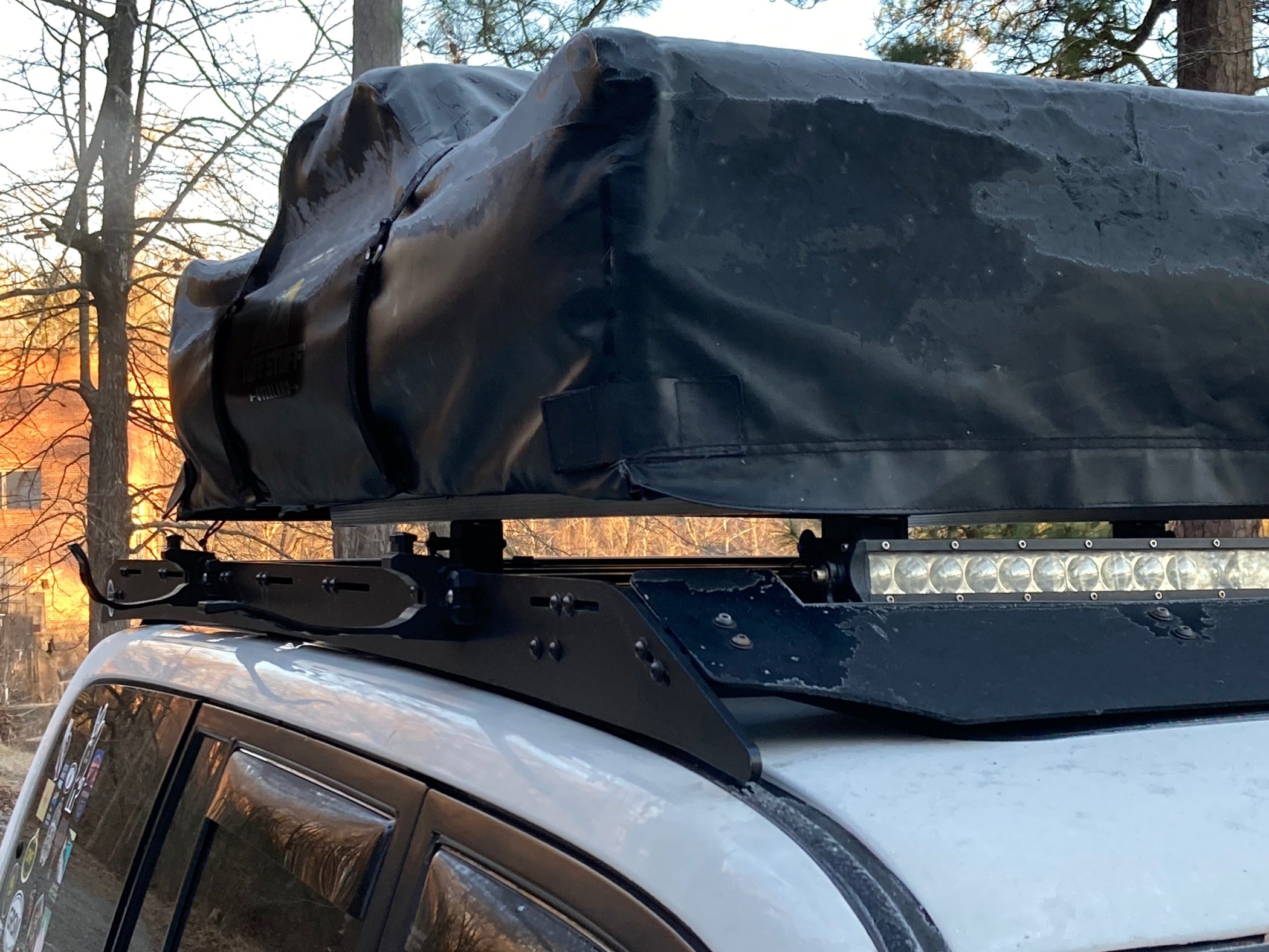 Quick release roof top tent mount roof top tent on roof rack image <img alt>